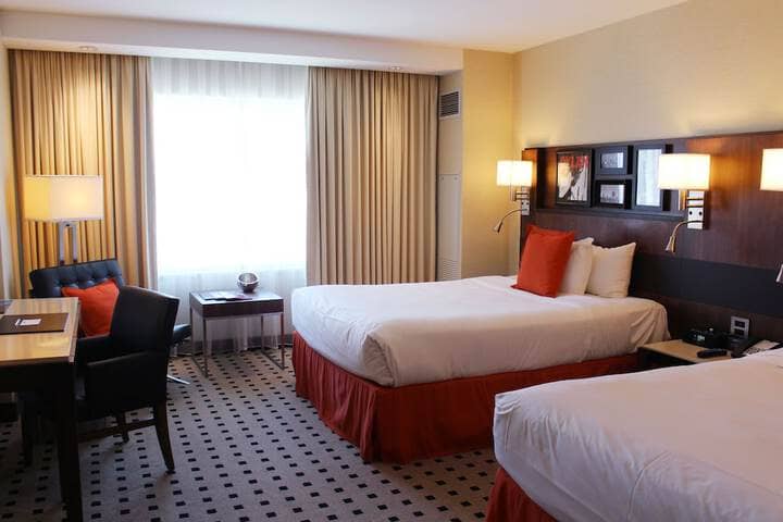 Room 16 of 120