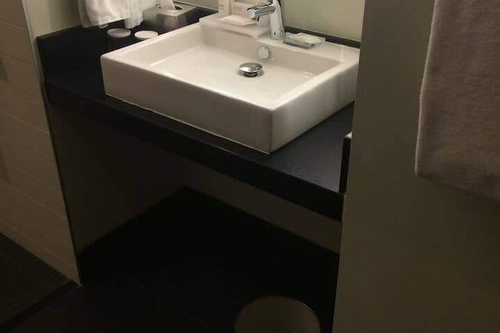 Room 74 of 120