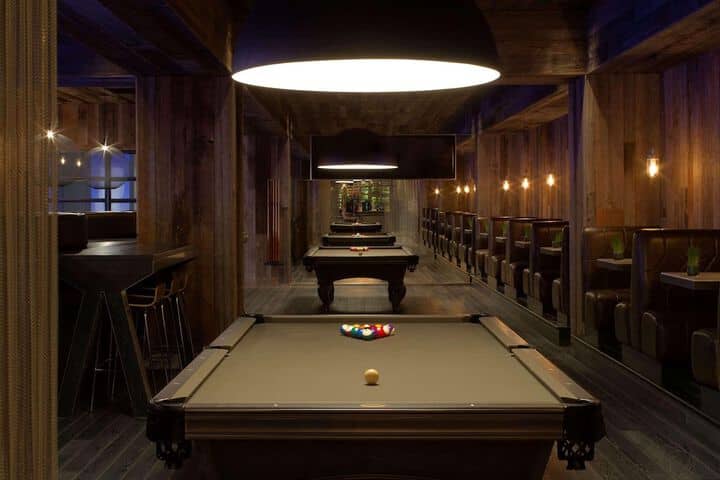 Lounge 105 of 120