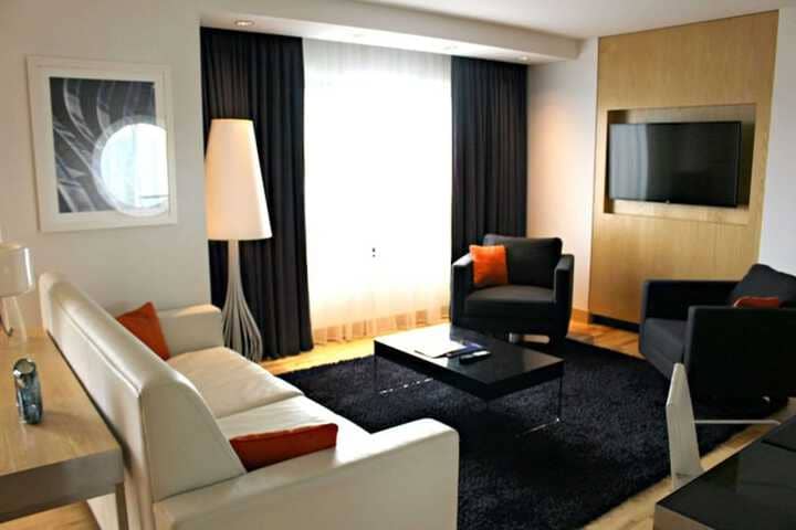 Room 47 of 120