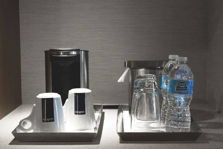 Breakfast/Coffee Service 64 of 120