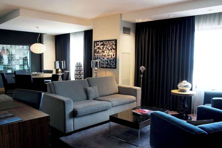 Room 46 of 120