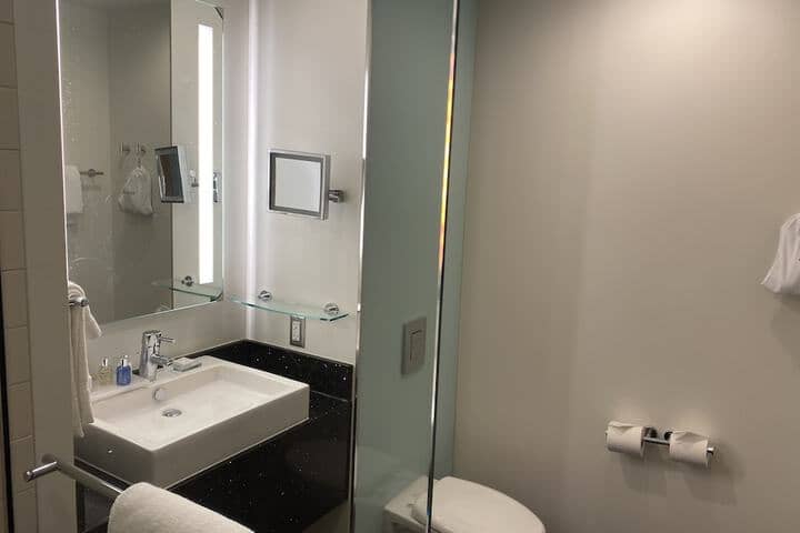 Room 70 of 120